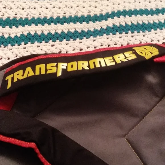 Transformers Bumblebee Backpack - Picture 6 of 7